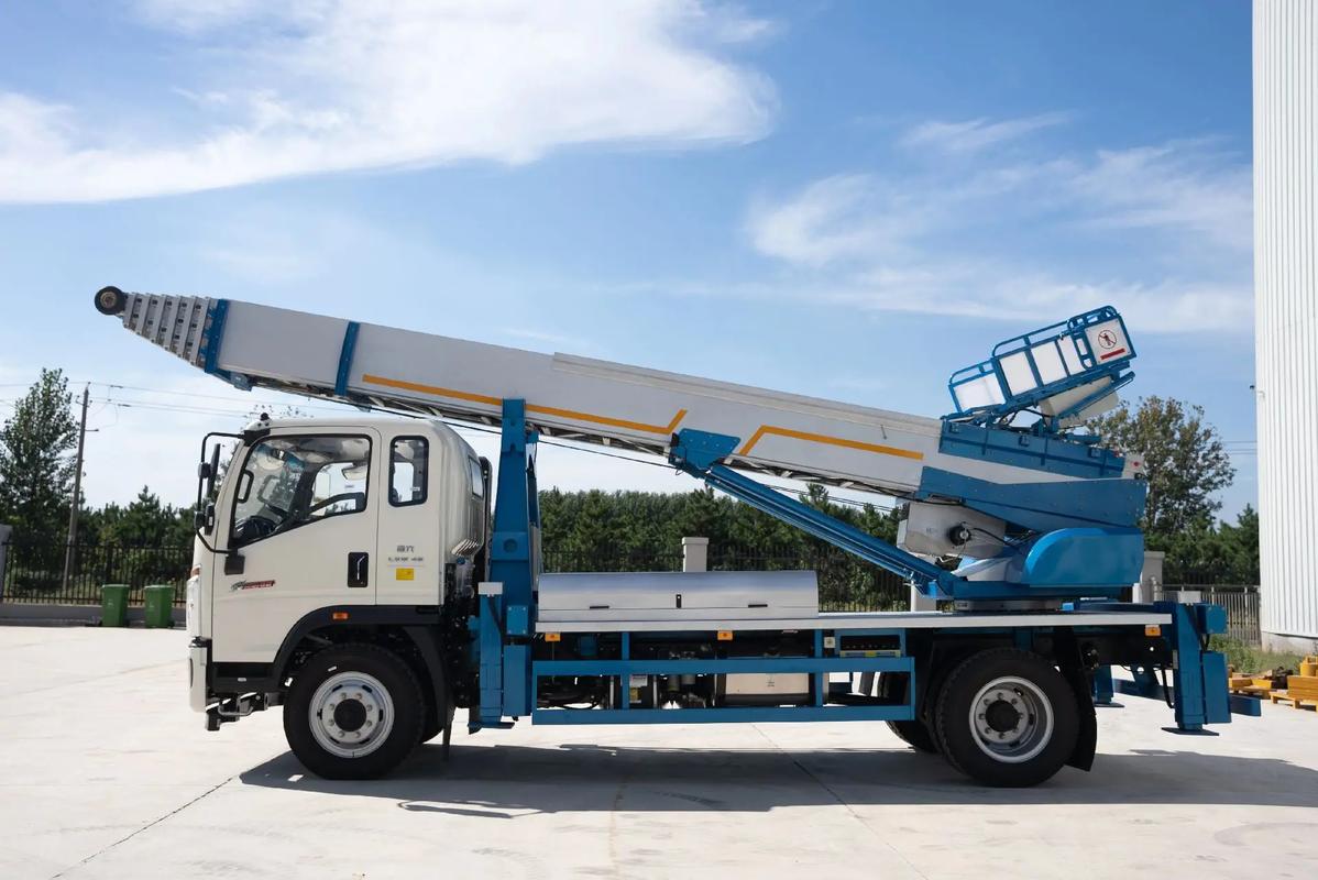 习水云梯上料车租赁费用