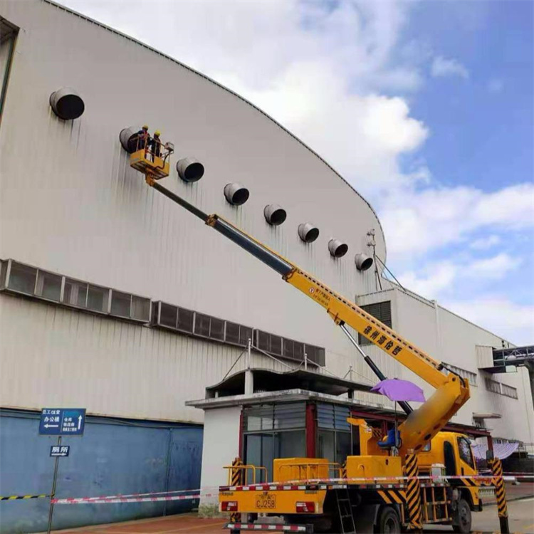 习水高空作业车出租服务：专业广告牌安装解决方案