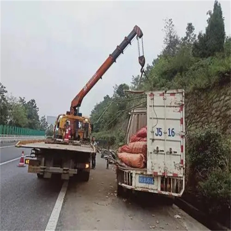习水了解道路救援吊车费用的细节与影响因素